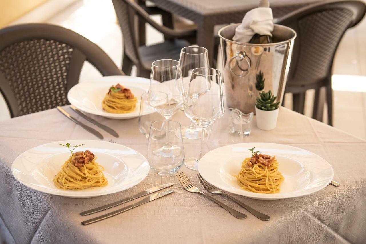 Hotel Rosa 4*