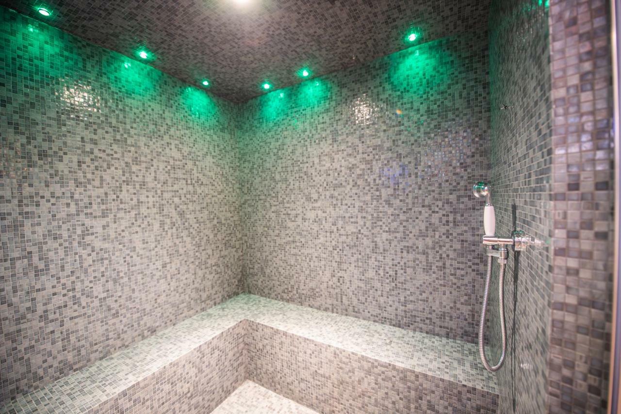 Rosa Hotel 4*