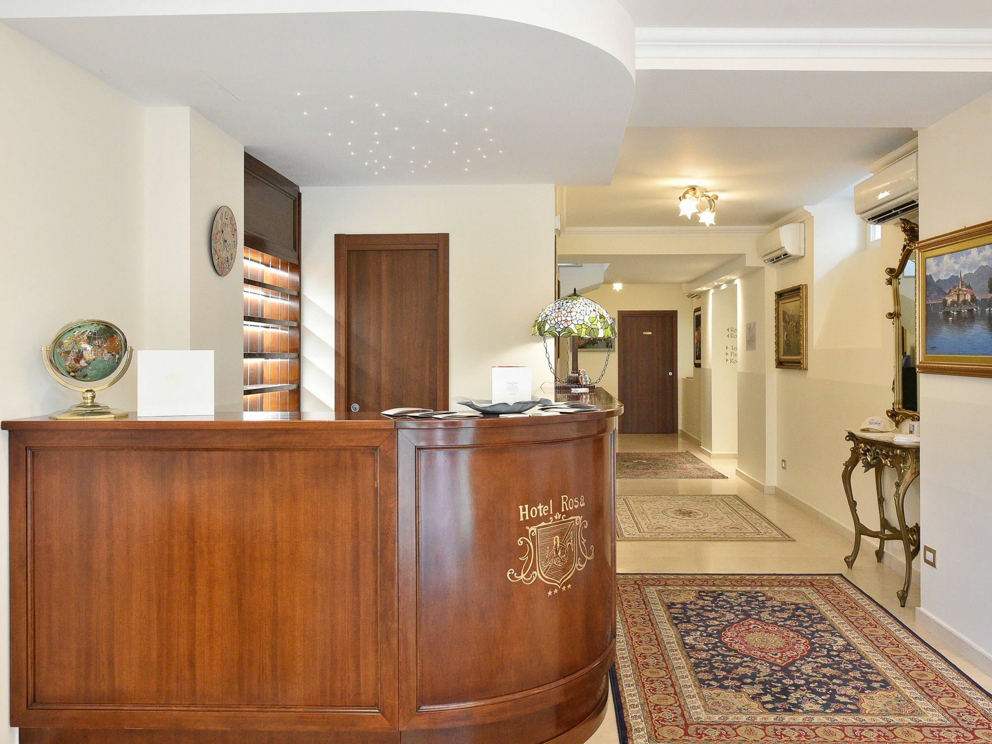 Rosa Hotel 4*